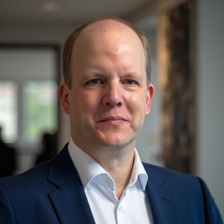 Porträt von Thomas Rödde als Symbol für strukturiertes und ergebnisorientiertes Vorgehen in der Einkaufsberatung